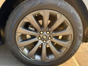 Land Rover Range Rover Velar D180 SE - Image 13