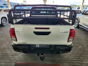 Toyota Hilux 2.4GD-6 Xtra cab Raider manual - Image 5