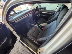Toyota Hilux 2.4GD-6 Xtra cab Raider manual - Image 7