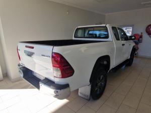 Toyota Hilux 2.4GD-6 Xtra cab Raider auto - Image 2