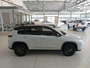 Toyota Urban Cruiser 1.5 XR manual - Image 3