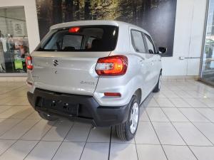 Suzuki S-Presso 1.0 GL+ - Image 2