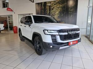 Toyota Land Cruiser 300 3.3D GR-Sport - Image 1