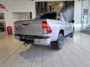 Toyota Hilux 2.4GD-6 double cab Raider manual - Image 2