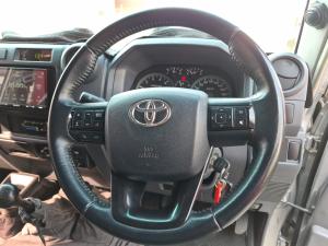 Toyota Land Cruiser 79 4.0 V6 double cab - Image 8