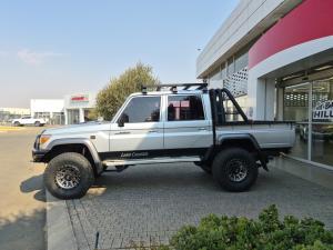 Toyota Land Cruiser 79 4.0 V6 double cab - Image 21