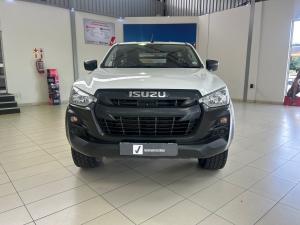 Isuzu D-Max 1.9TD single cab L 4x4 auto - Image 4