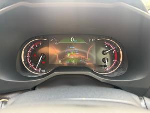 Toyota RAV4 2.0 VX - Image 11