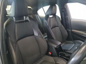 Toyota Corolla 1.8 Hybrid XS - Image 16