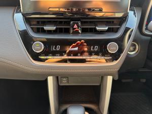 Toyota Corolla Cross 1.8 HEV XS - Image 15