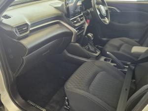 Toyota Urban Cruiser 1.5 XR automatic - Image 7