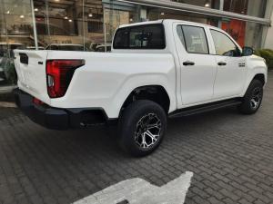 Toyota Hilux 2.8 GD-6 RB SRX 4X4 automaticD/C - Image 2