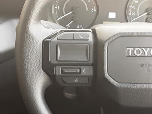Toyota Hilux 2.8 GD-6 RB SRX 4X4 automaticD/C - Image 9