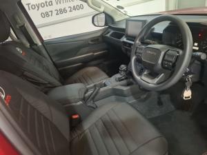 Toyota Hilux 2.8 GD-6 RB SRX 4X4 automaticD/C - Image 13