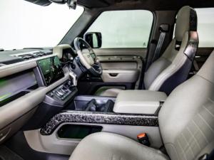 Land Rover Defender 110 Octa - Image 10