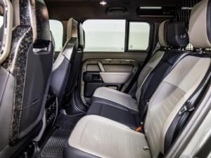 Land Rover Defender 110 Octa - Image 11