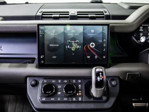 Land Rover Defender 110 Octa - Image 15