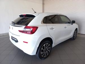 Suzuki Baleno 1.5 GLX auto - Image 4