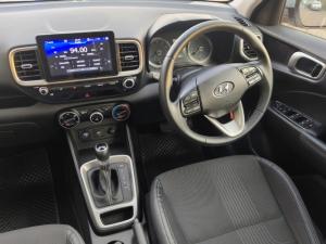Hyundai Venue 1.0T Fluid auto - Image 8