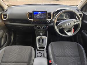 Hyundai Venue 1.0T Fluid auto - Image 9