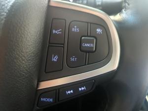 Toyota Quantum 2.8 LWB bus 9-seater VX Premium - Image 12