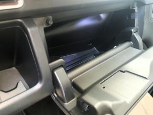 Toyota Quantum 2.8 LWB bus 9-seater VX Premium - Image 16