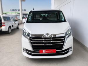 Toyota Quantum 2.8 LWB bus 9-seater VX Premium - Image 2