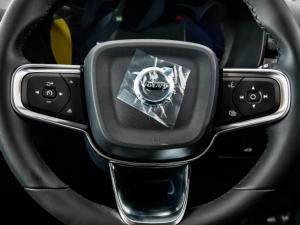 Volvo XC40 Recharge Twin Motor Ultimate - Image 8