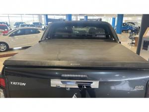 Mitsubishi Triton 2.4DI-D double cab 4x4 Xtreme - Image 8