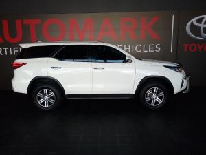 Toyota Fortuner 2.4GD-6 4x4 auto - Image 3