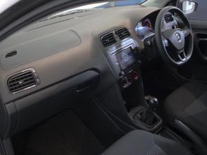 Volkswagen Polo Vivo hatch 1.4 Comfortline - Image 12