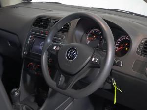 Volkswagen Polo Vivo hatch 1.4 Comfortline - Image 13