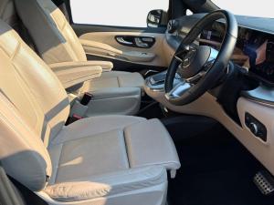 Mercedes-Benz V-Class V300d Exclusive - Image 12
