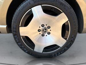 Mercedes-Benz V-Class V300d Exclusive - Image 16