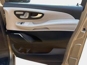 Mercedes-Benz V-Class V300d Exclusive - Image 21