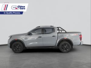 Nissan Navara 2.5DDTI PRO-2X automatic D/C - Image 2