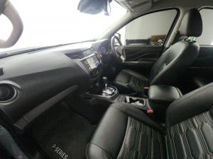 Nissan Navara 2.5DDTI PRO-2X automatic D/C - Image 9