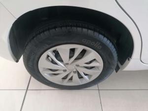 Suzuki Baleno 1.5 GL - Image 9