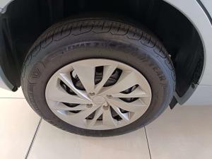 Suzuki Baleno 1.5 GL - Image 10