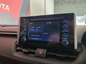 Toyota RAV4 2.0 GX auto - Image 14