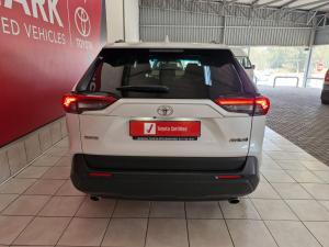 Toyota RAV4 2.0 GX auto - Image 22