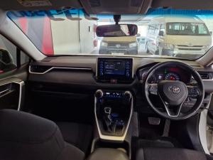 Toyota RAV4 2.0 GX auto - Image 23