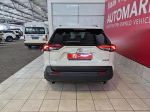 Toyota RAV4 2.0 GX auto - Image 6