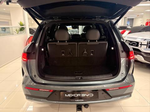 Image BYD Atto 8 Premium DM-i