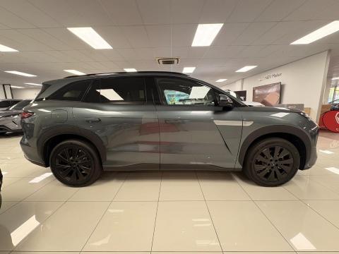 Image BYD Atto 8 Premium DM-i