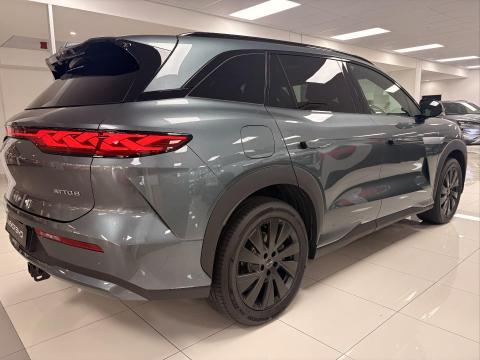 Image BYD Atto 8 Premium DM-i