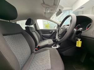 Volkswagen Polo Vivo hatch 1.6 Life - Image 20