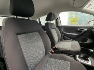 Volkswagen Polo Vivo hatch 1.6 Life - Image 27