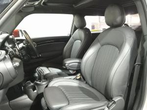 MINI Hatch John Cooper Works Hatch 3-door - Image 13