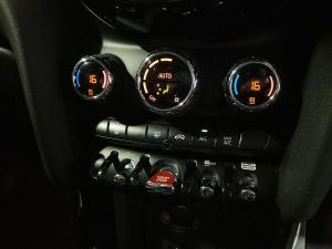 MINI Hatch John Cooper Works Hatch 3-door - Image 24
